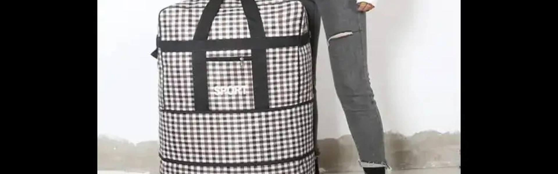 Traveling bag